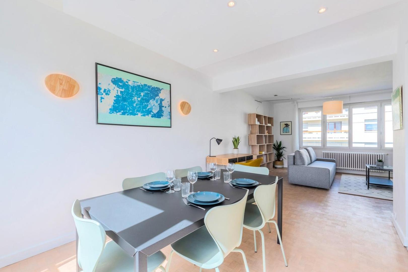 Functional 2 Bedroom Apartment Lille Kültér fotó